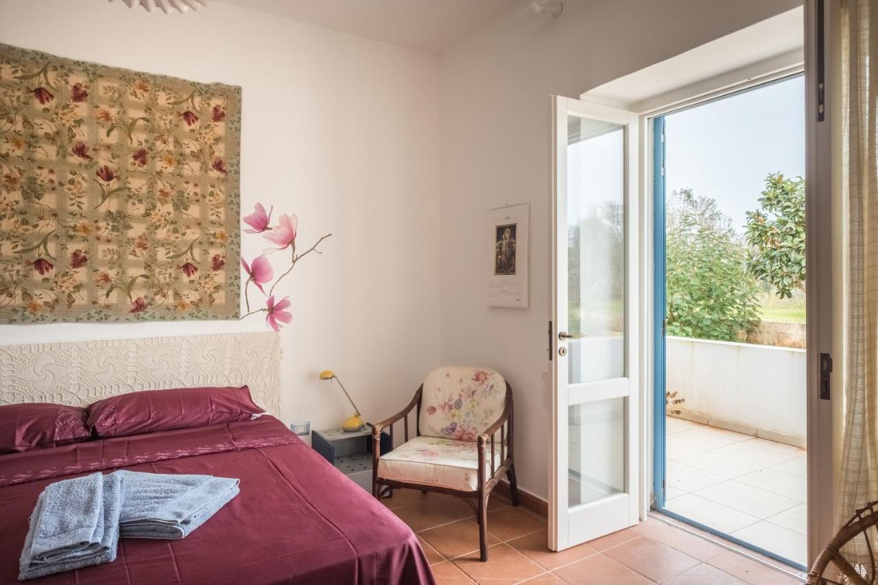 Bed and Breakfast Microborgopasca Sannicola Esterno foto